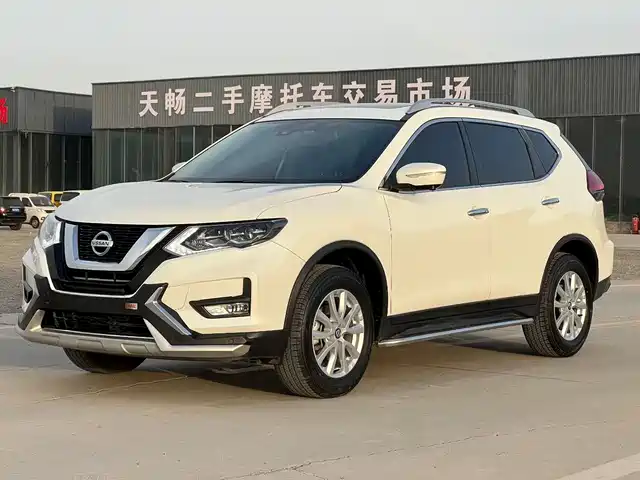 NISSAN QIJUN 2024