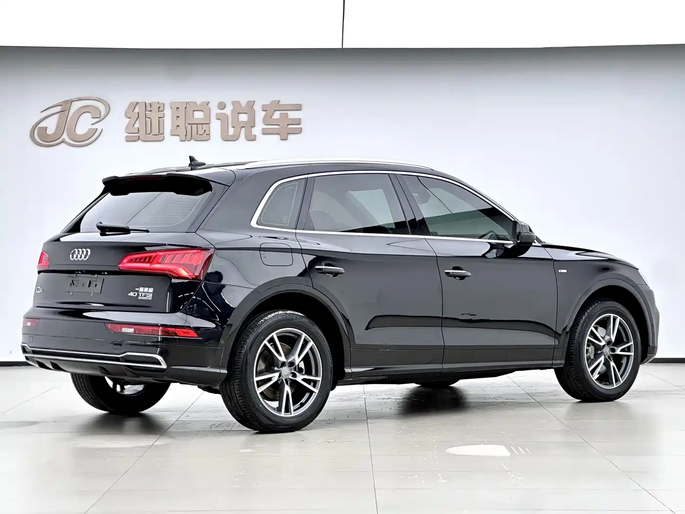 Audi Q5L 2018 40 TFSI Prestige Fashion (China V) фото 8