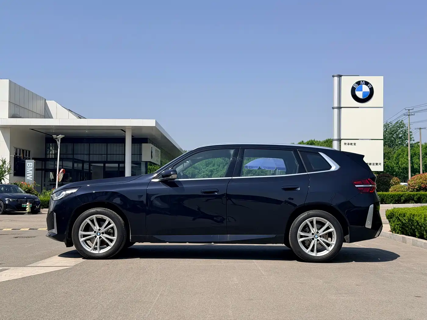 BMW X3 2025 xDrive25L Luxury Package фото 3