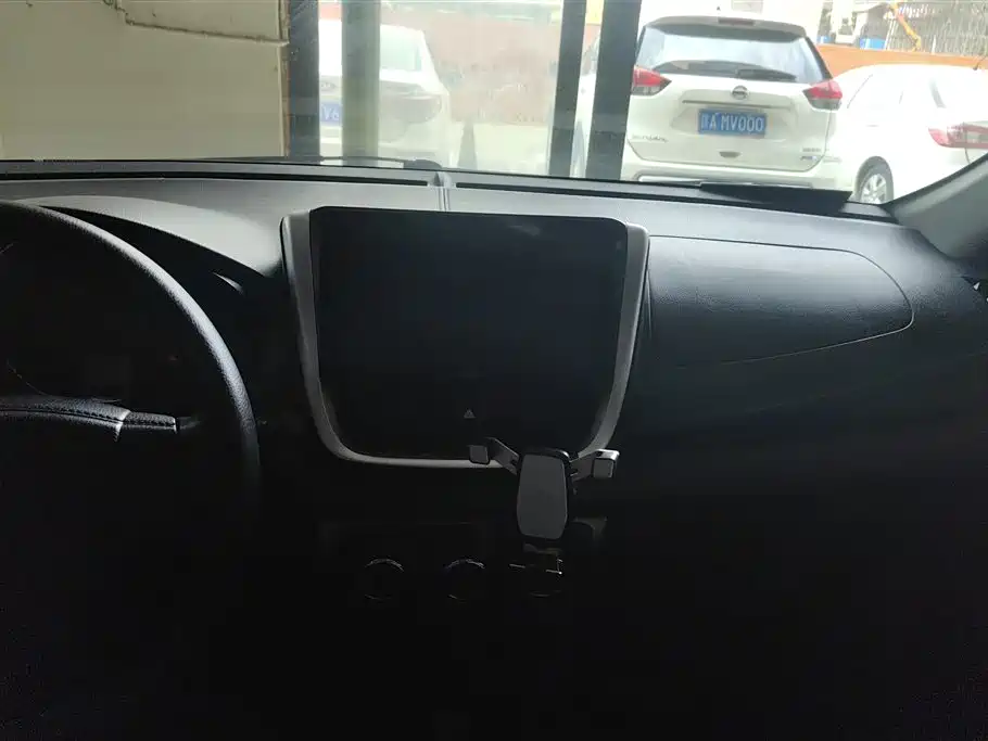 Toyota YARiS L Zhi Xuan 2020 1.5L CVT Luxury Edition фото 13