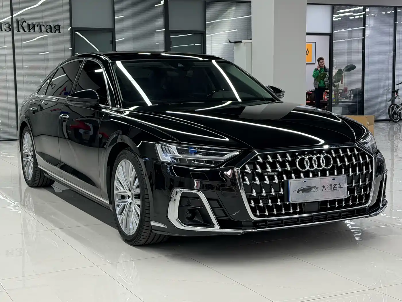 Audi A8 2018 A8L 55 TFSI quattro Launch Elite фото 4