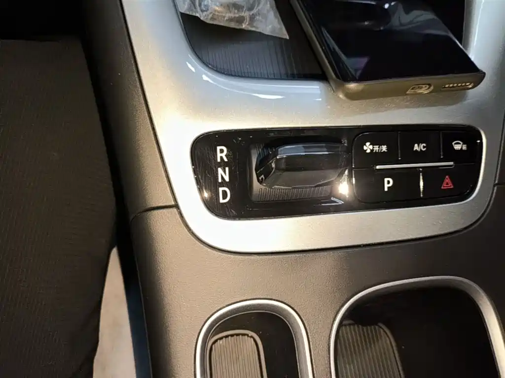 Geely Galaxy Starry Wish 2026 Edition 310km Youth Version фото 14