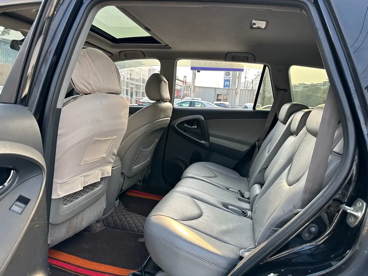 Toyota RAV4 Rongfang 2009 2.4L Automatic Luxury Navigation Edition фото 13