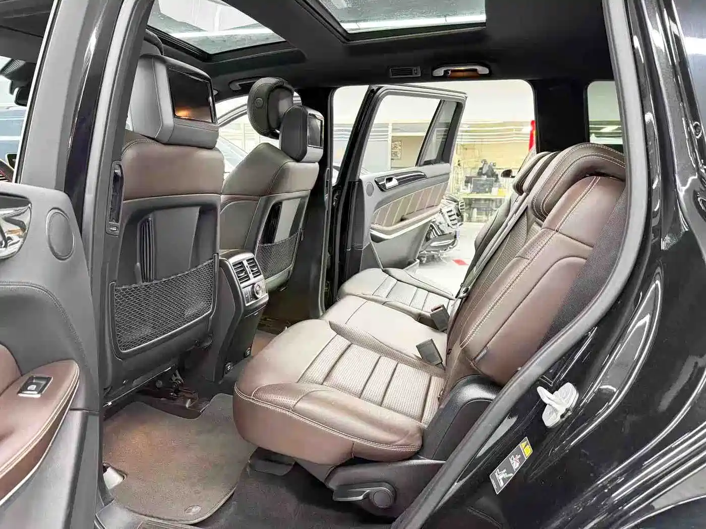 Mercedes-Benz GLS AMG 2017 AMG GLS 63 4MATIC фото 8