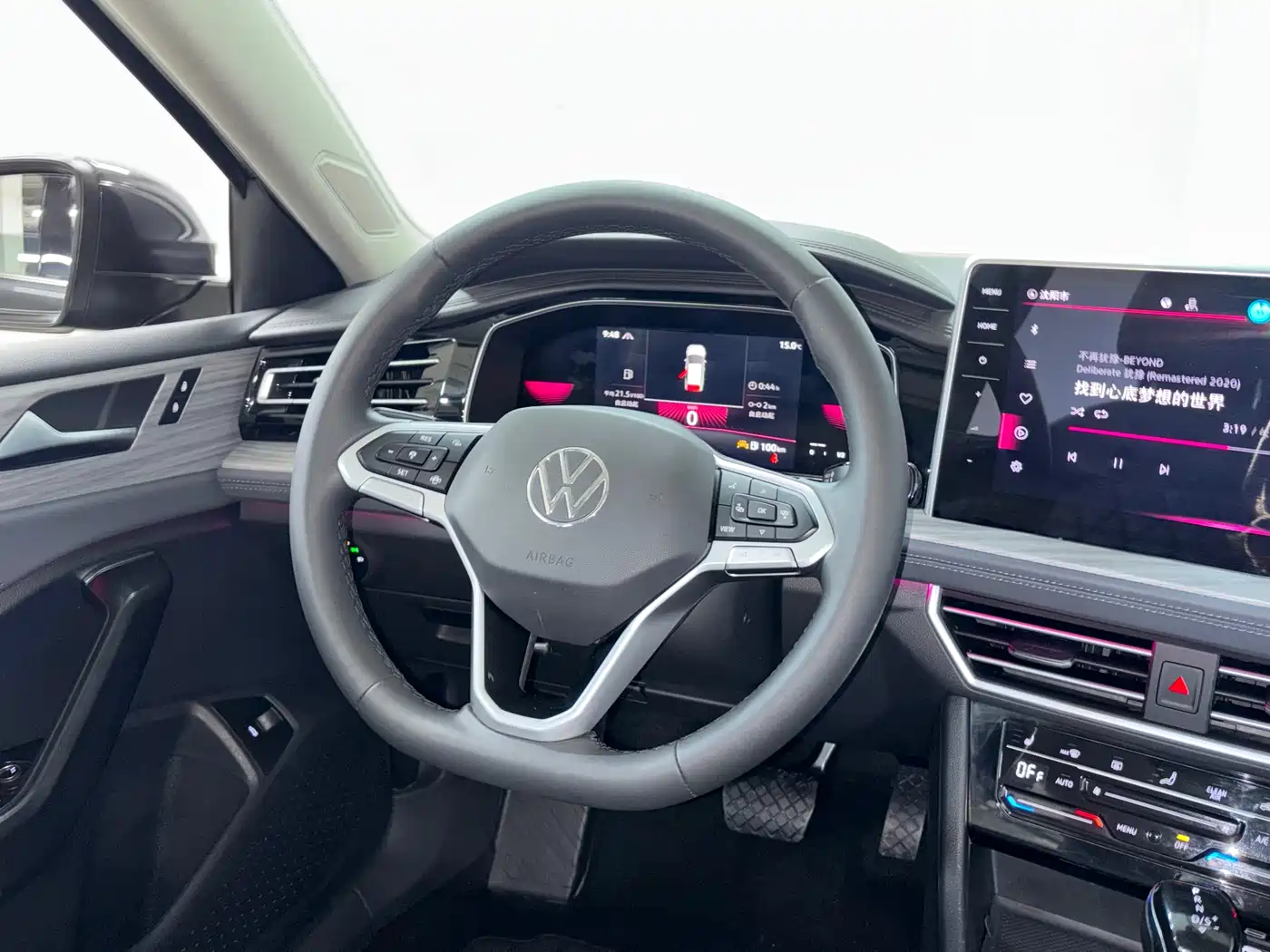 Volkswagen Sagitar 2023 Model Year 280TSI DSG Surpass Edition фото 13