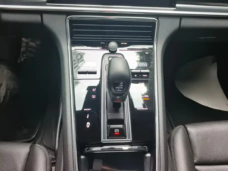 Porsche Panamera 2019 Panamera 2.9T фото 16
