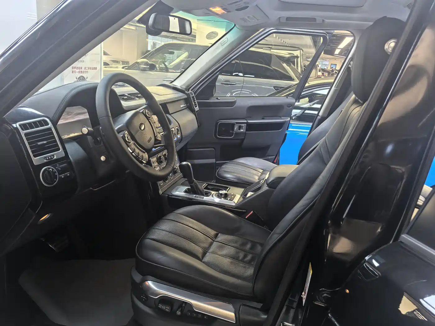 Land Rover Range Rover 2005 2005 4.4