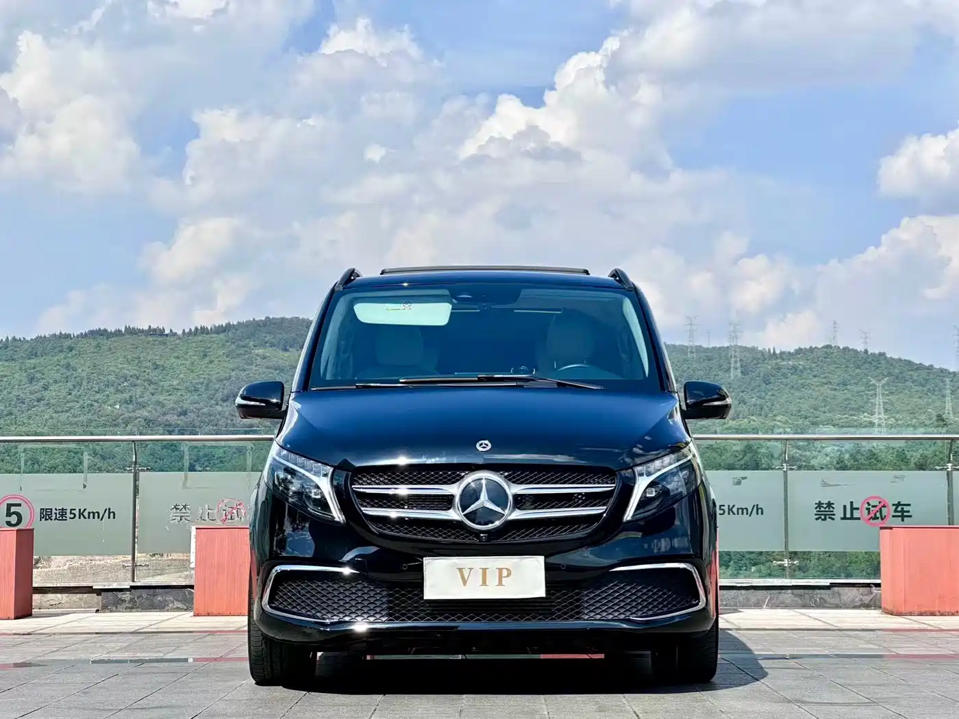 Mercedes-Benz V-Class 2022 V 260 L Long Wheelbase Prestige Edition фото 2