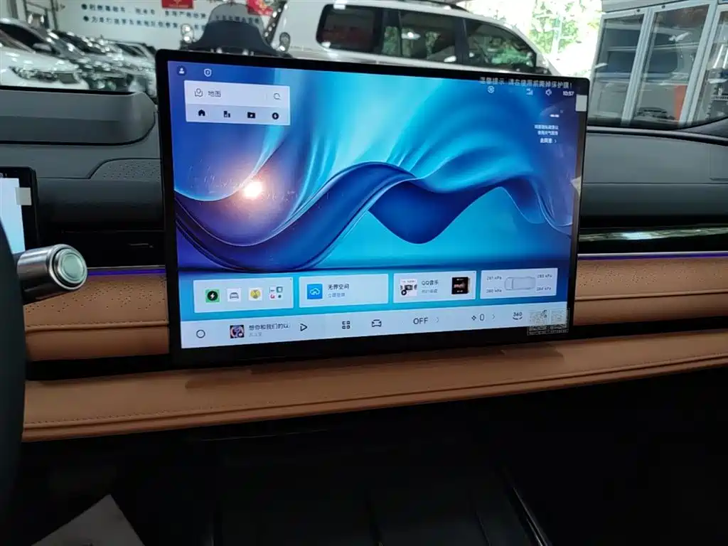 Geely Galaxy Galaxy Xingyao 8 2025 130km EM-P Starship Edition фото 13