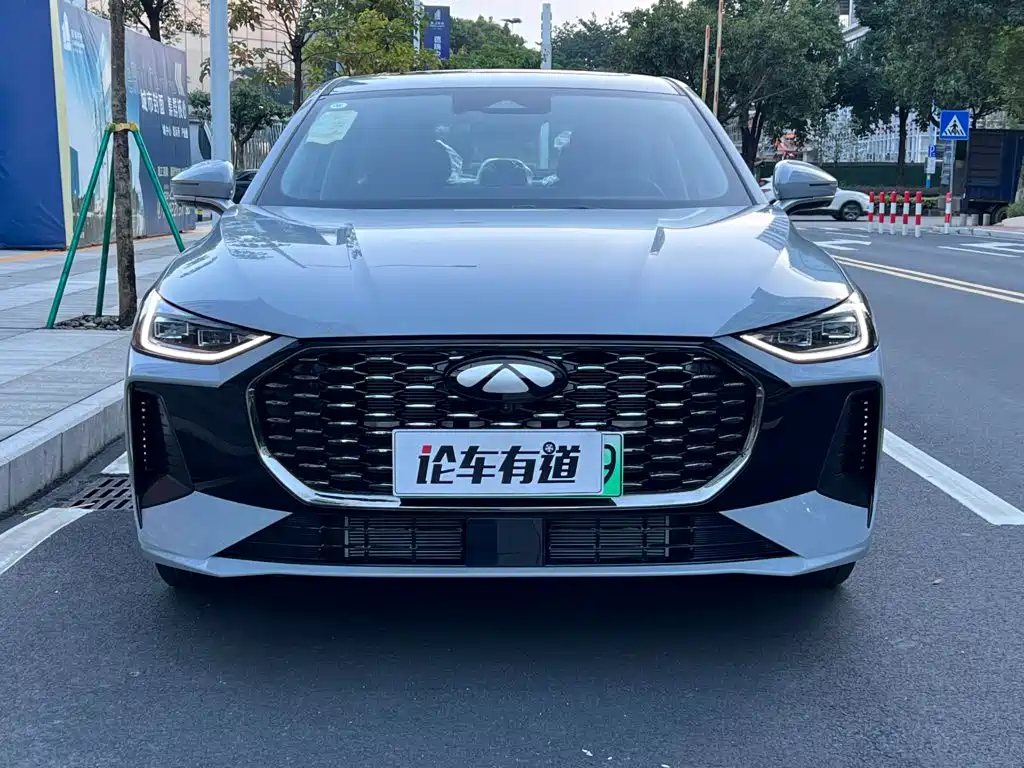 Chery Fengyun Fengyun A8L 2026 2025 1.5TGDI 145km Luxury