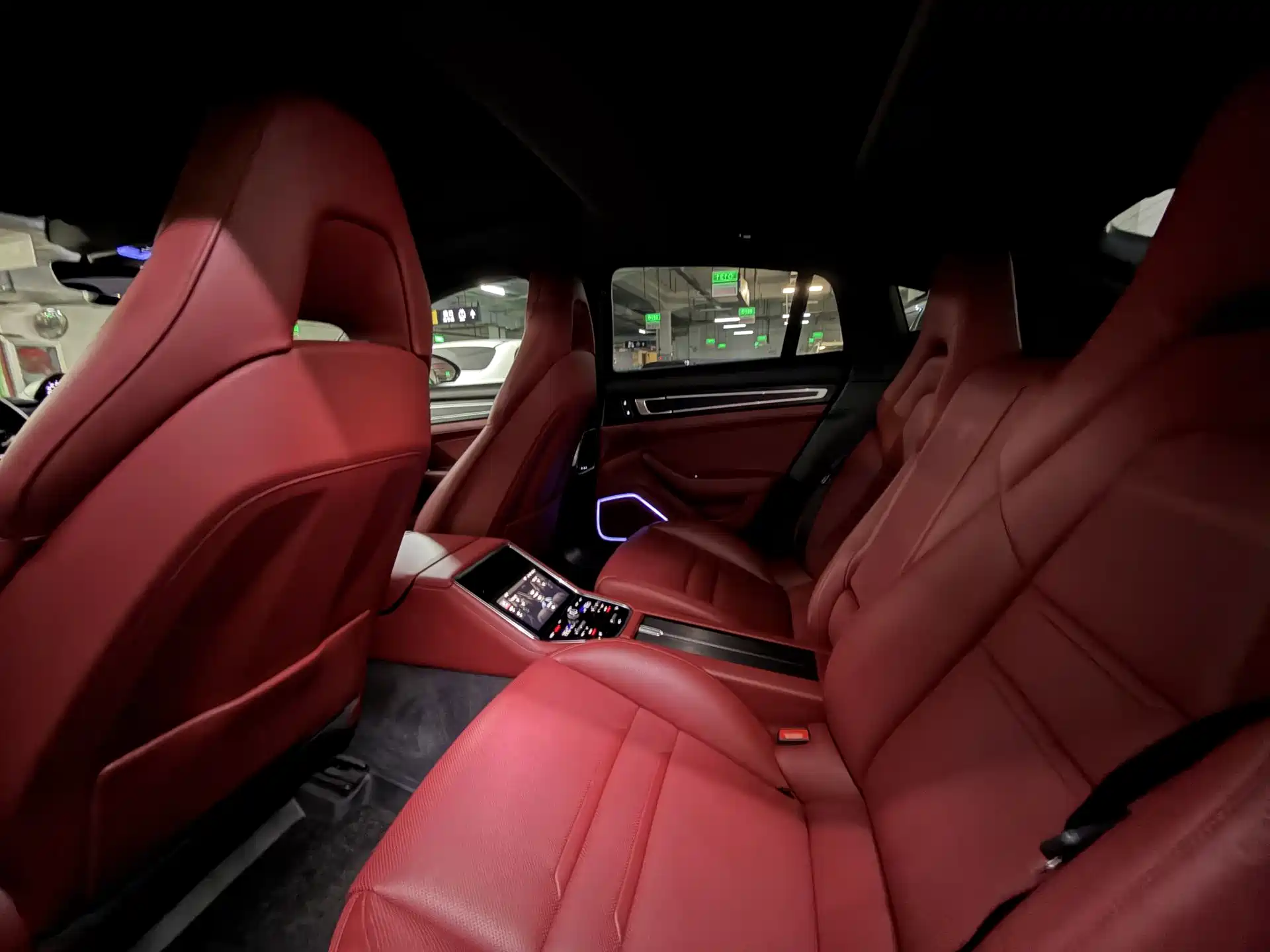 صورة 8 - Porsche Panamera New Energy