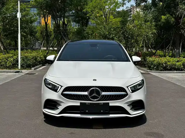 Mercedes-Benz A-Class 2022 Facelift II A 200 L Sport Sedan Fashion — фото 2