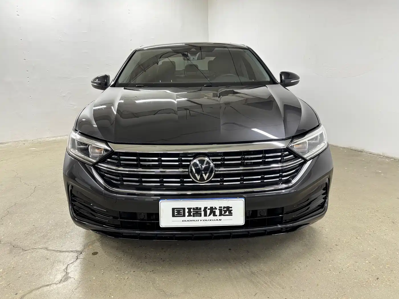Volkswagen Sagitar 2023 Model Year 280TSI DSG Surpass Edition фото 2