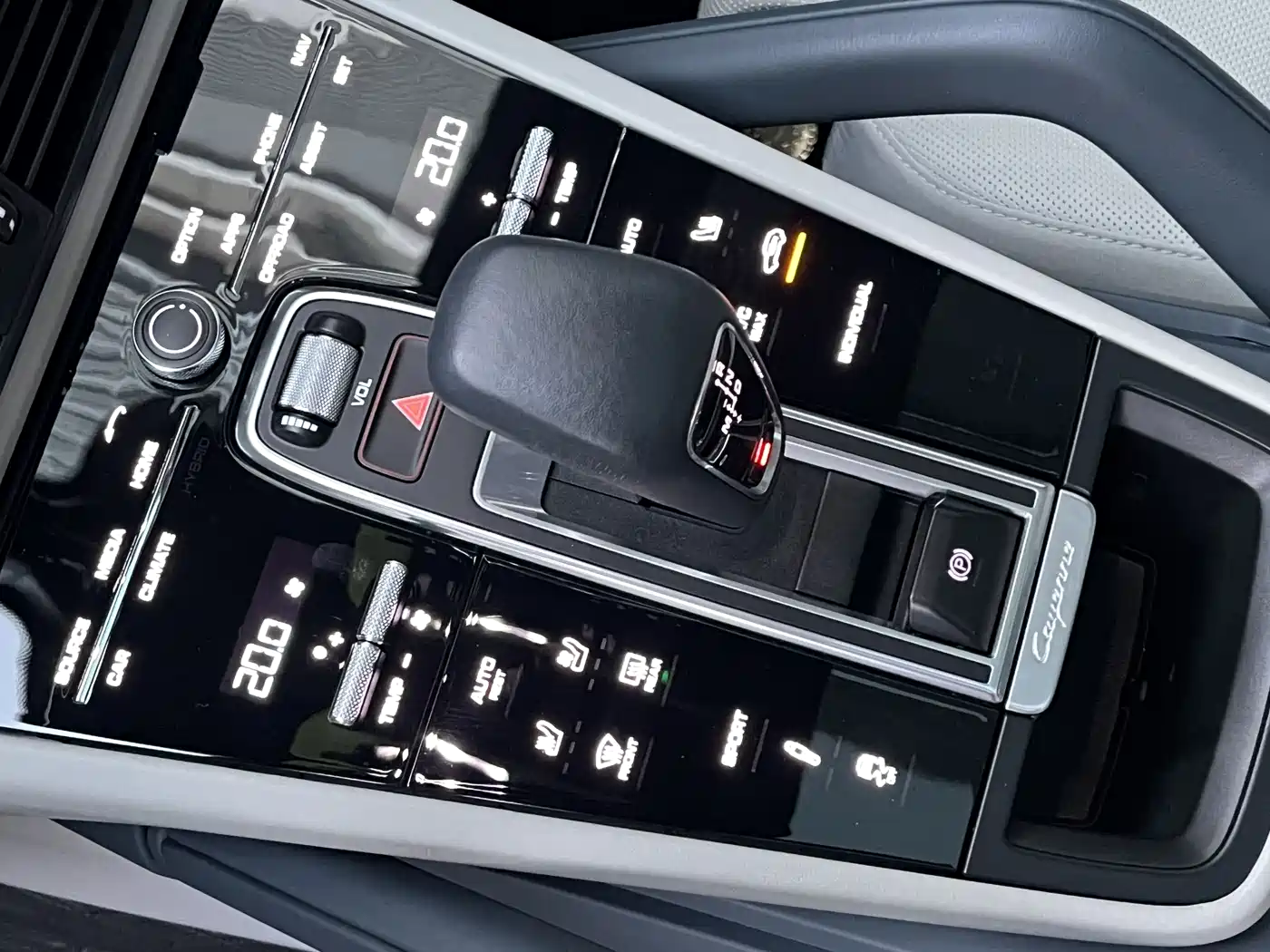 Porsche Cayenne 2022 Cayenne S 2.9T Platinum Edition фото 18