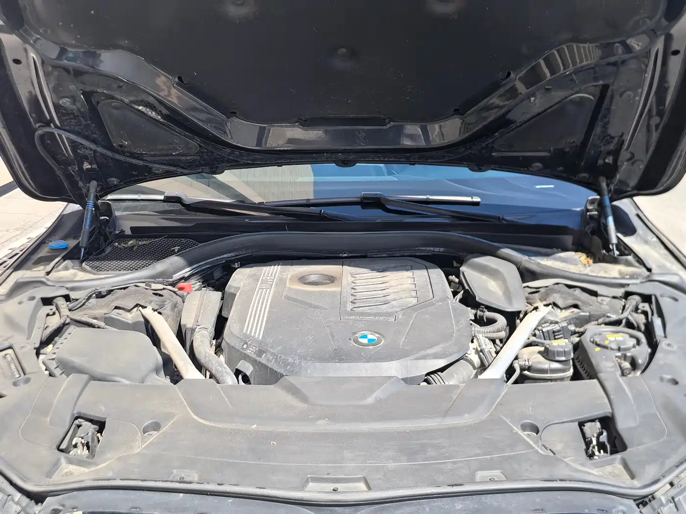 BMW 7 Series 2021 Model 740Li Leading M Sport Package фото 12