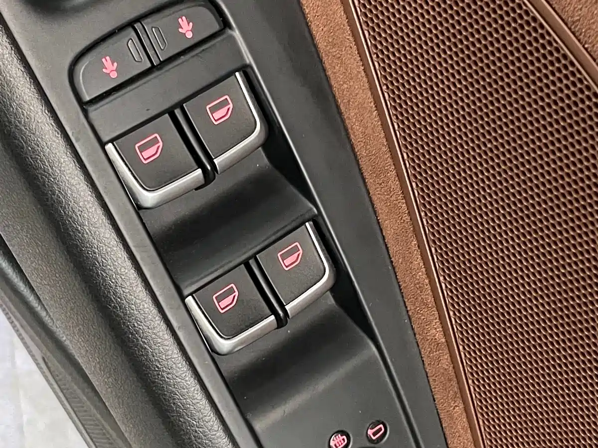 Audi A8 2016 A8L 45 TFSI quattro Comfort фото 20