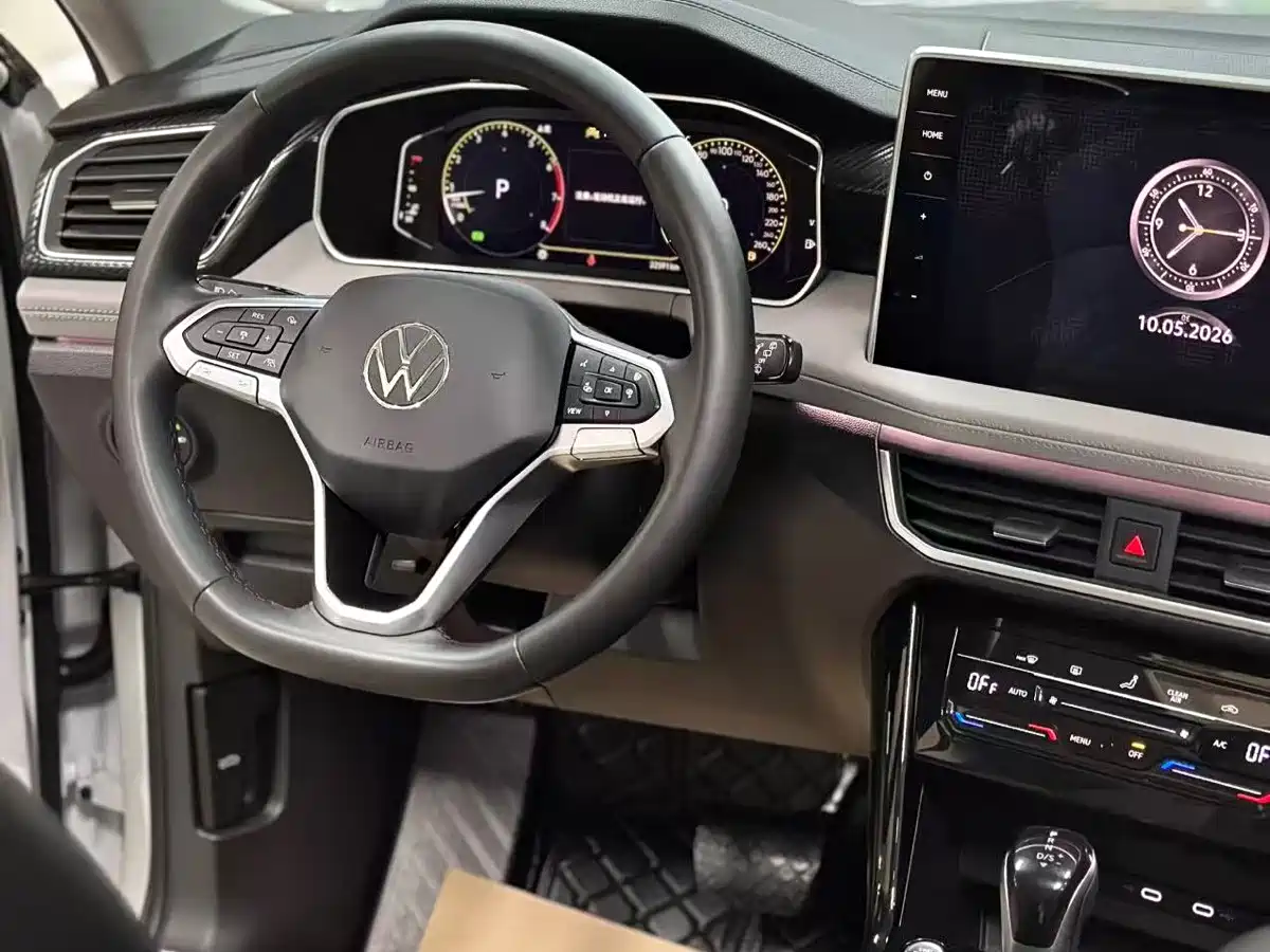 Volkswagen Tayron 2024 300TSI 2WD Luxury Plus Advanced фото 14
