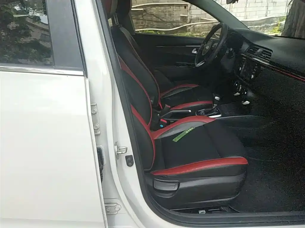 Kia KX CROSS 2017 1.4L AT GLS фото 25
