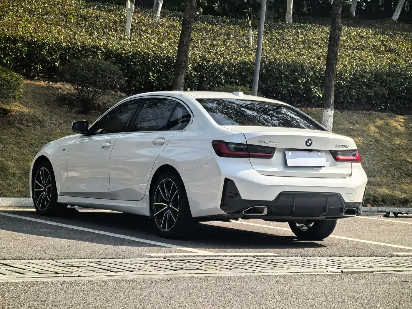 BMW 3 Series 2024 320Li M Sport Package фото 7