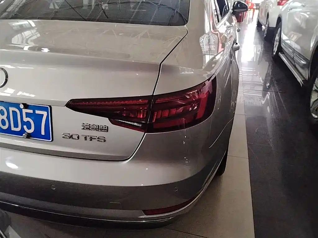 Audi A4L 2018 30th Anniversary 30 TFSI Progressive фото 8