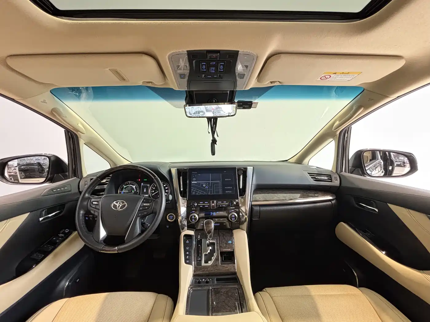 Toyota Vellfire 2021 Crown Hybrid 2.5L HV Premium Edition фото 18