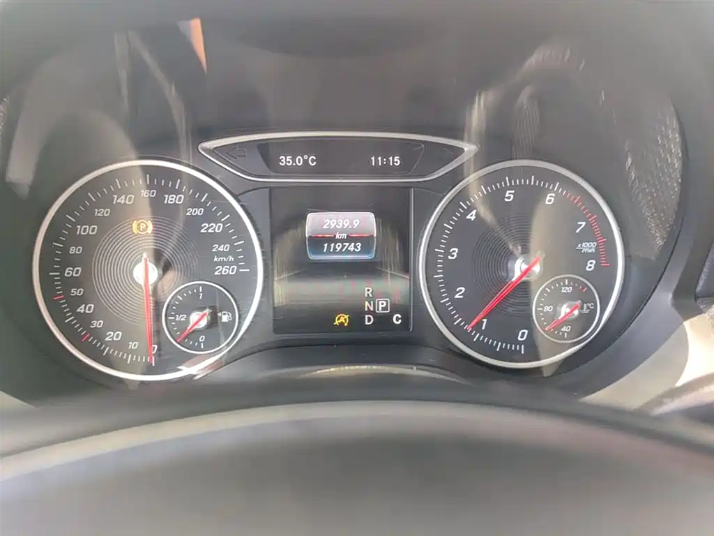 Mercedes-Benz A-Class (Import) 2016 A 200 Dynamic фото 12