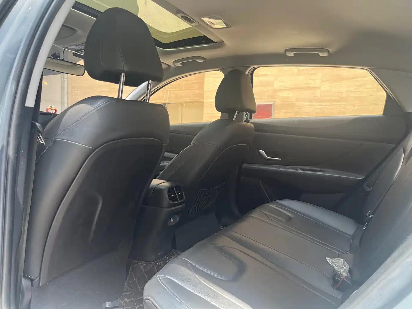 Hyundai Elantra 2022 1.5L CVT GLX Elite Edition фото 5