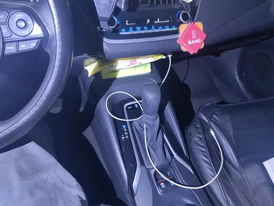 Toyota Corolla 2021 1.2T S-CVT Elite Edition фото 16