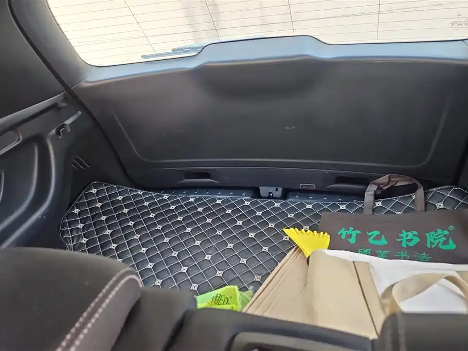 Mercedes-Benz GLB AMG 2023 Model AMG GLB 35 4MATIC фото 4