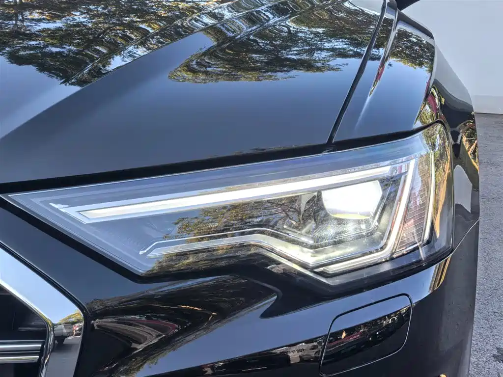 Audi A6L 2025 45 TFSI quattro Premium Sport фото 19
