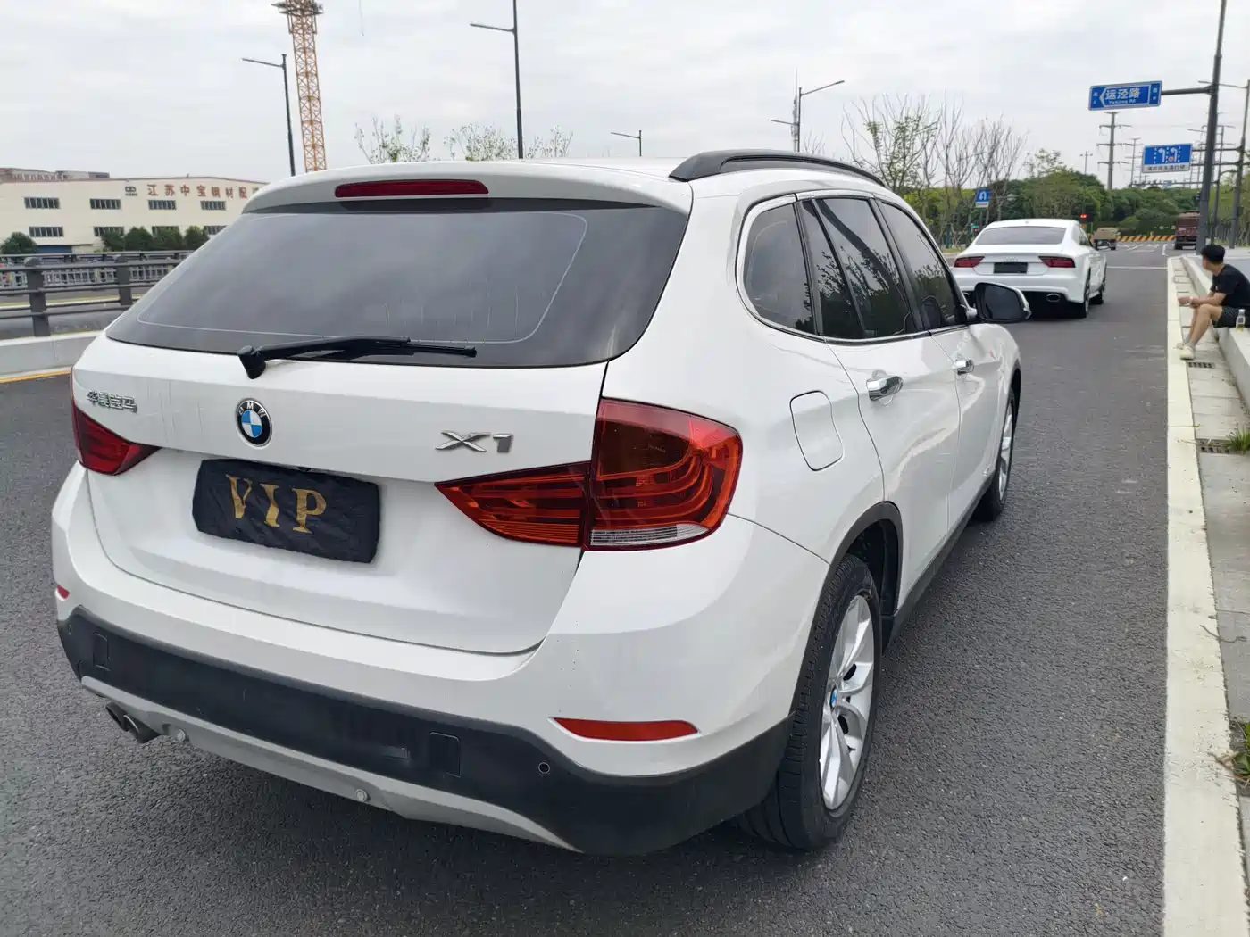 BMW X1 2014 sDrive18i Fashion Edition фото 4