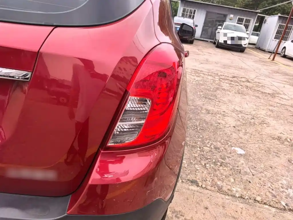 Buick Encore 2015 1.4T Automatic 2WD Urban Elite фото 8