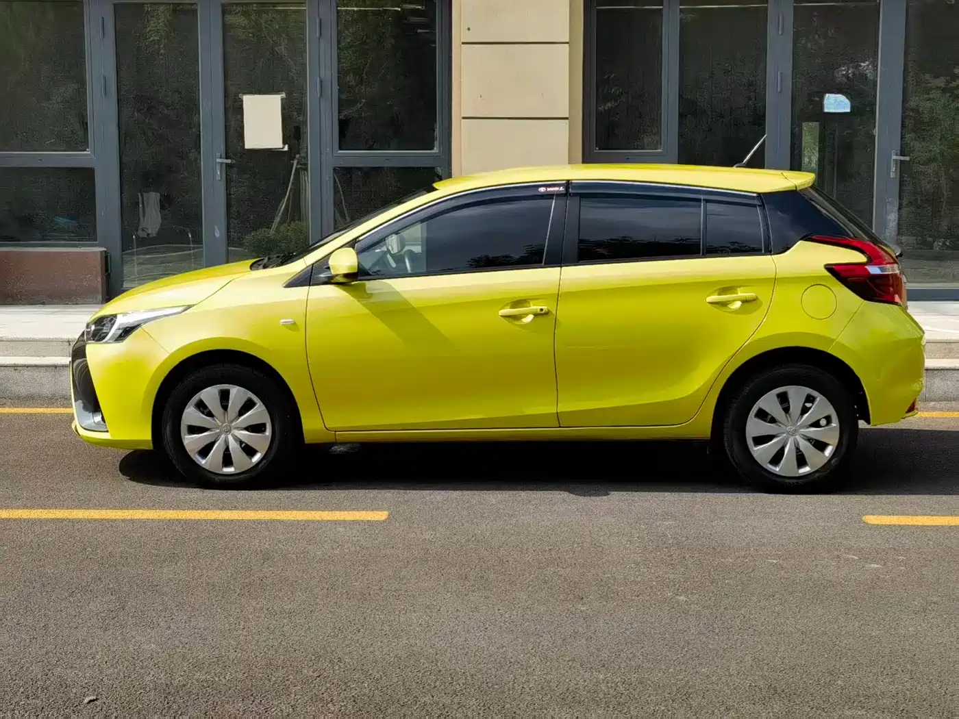 Toyota YARiS L Zhi Xuan 2019 1.5E CVT MeiDong Edition China VI фото 7