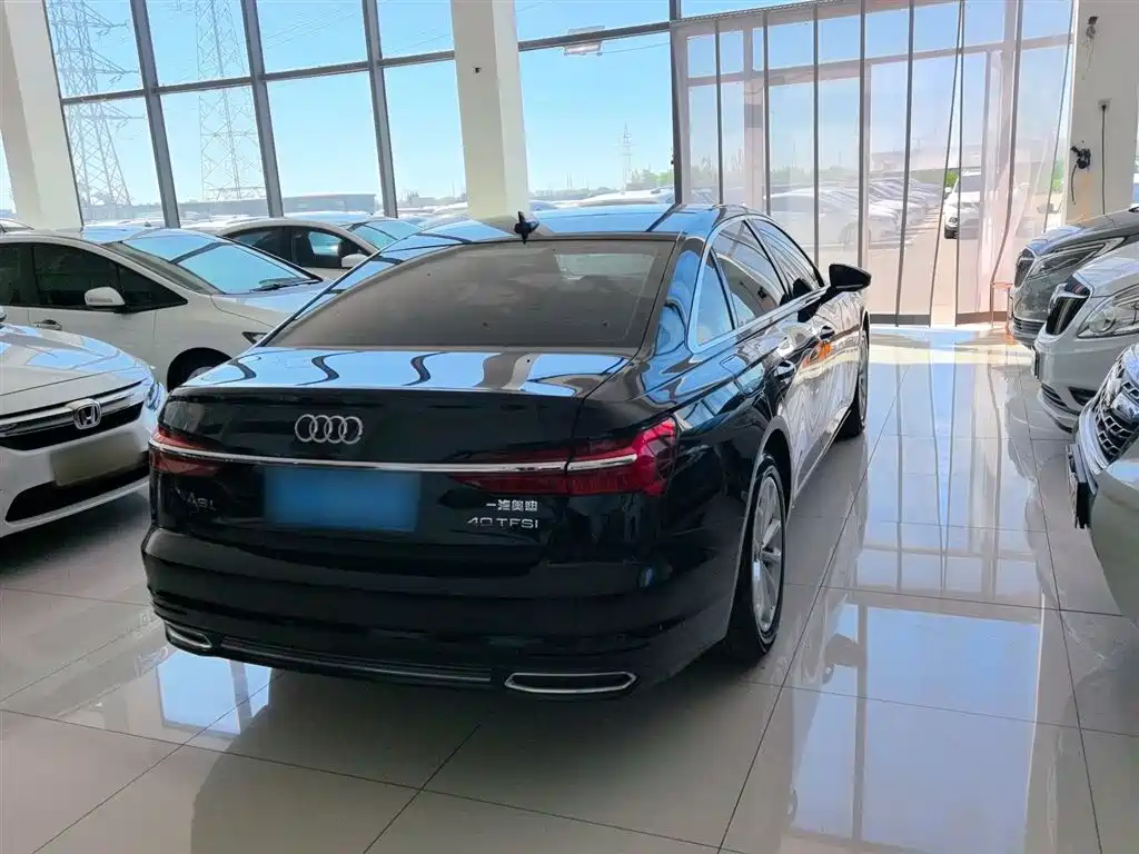 Audi A6L 2021 40 TFSI Luxury Elegance фото 11