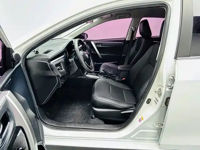 Toyota Corolla 2014 1.6L CVT GL фото 11