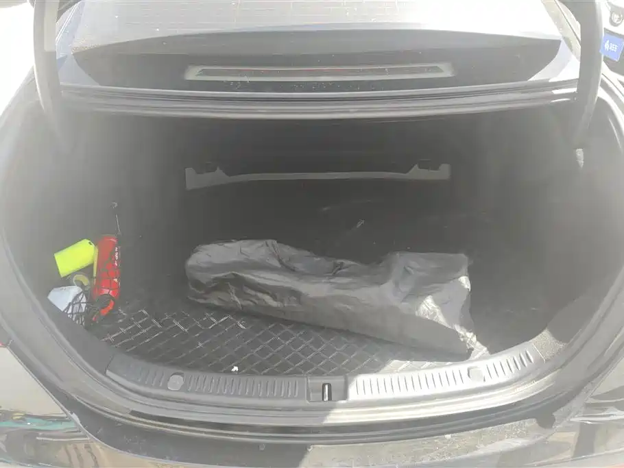 Mercedes-Benz E-Class 2023 Facelift E 300 L Premium фото 4