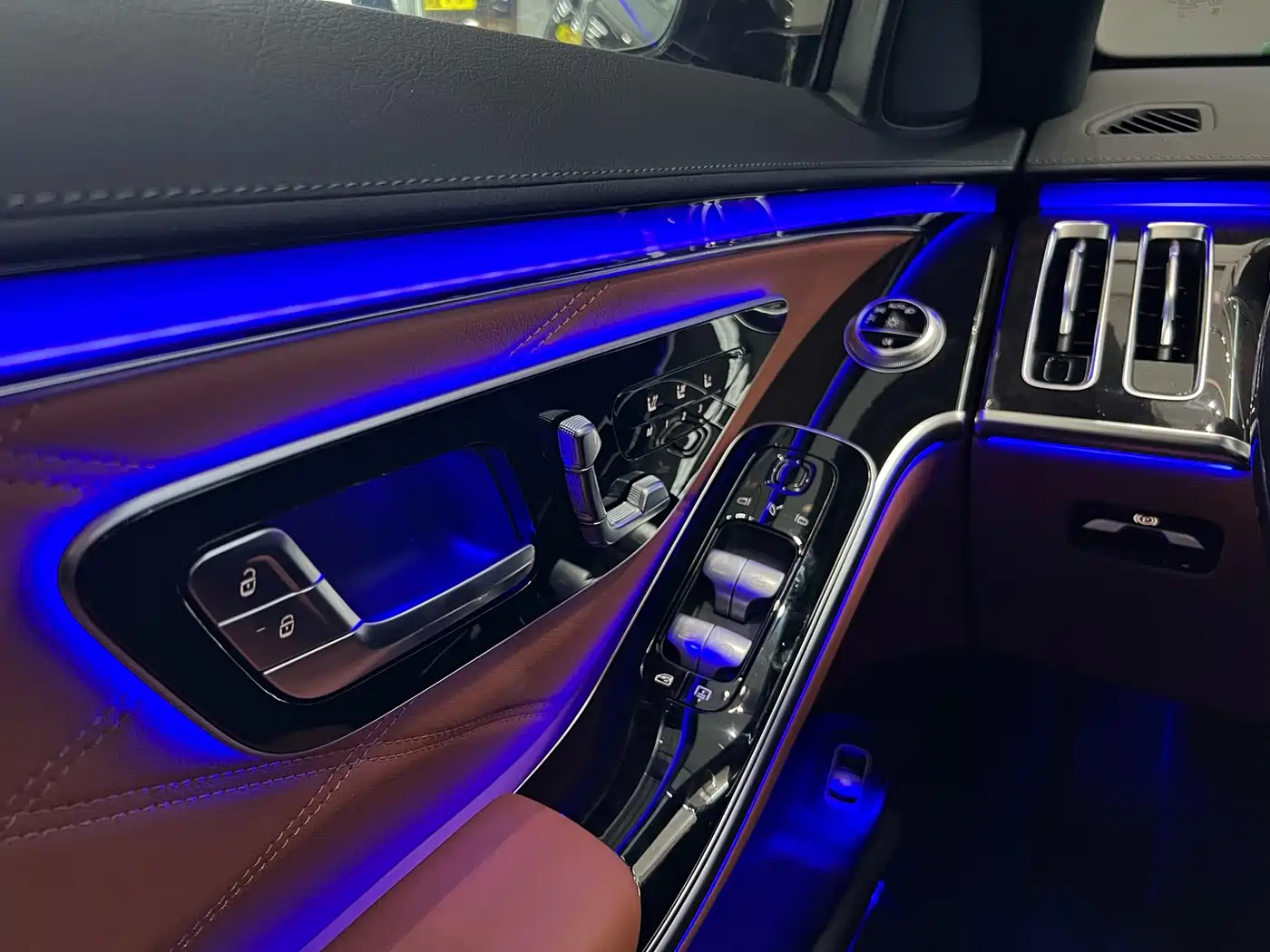 Mercedes-Benz Maybach S-Class 2021 S 480 4MATIC фото 36