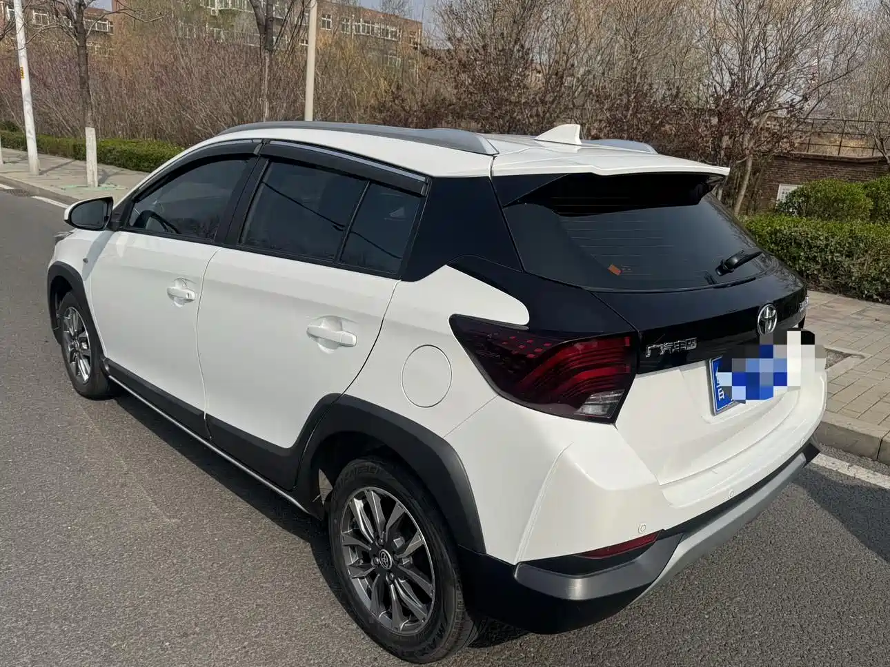 Toyota YARiS L Zhi Xuan 2021 1.5L CVT Leading Edition фото 4