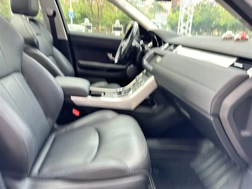 Land Rover Range Rover Evoque 2018 240PS SE Smart Edition фото 20