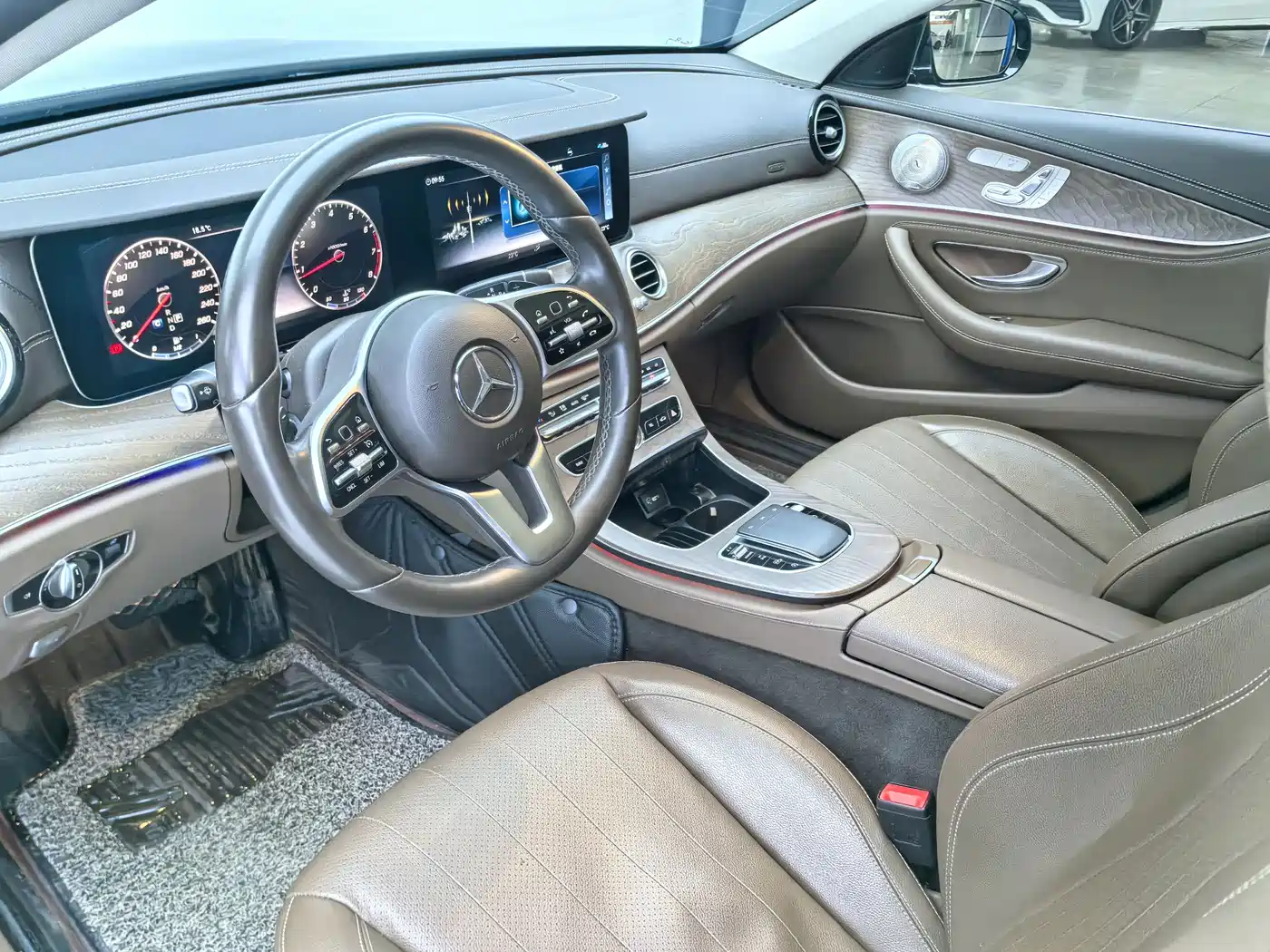 Mercedes-Benz E-Class 2019 Facelift E 300 L Fashion фото 12