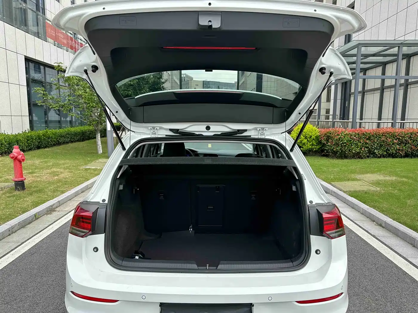 Volkswagen Golf 2023 280TSI DSG Pro фото 26