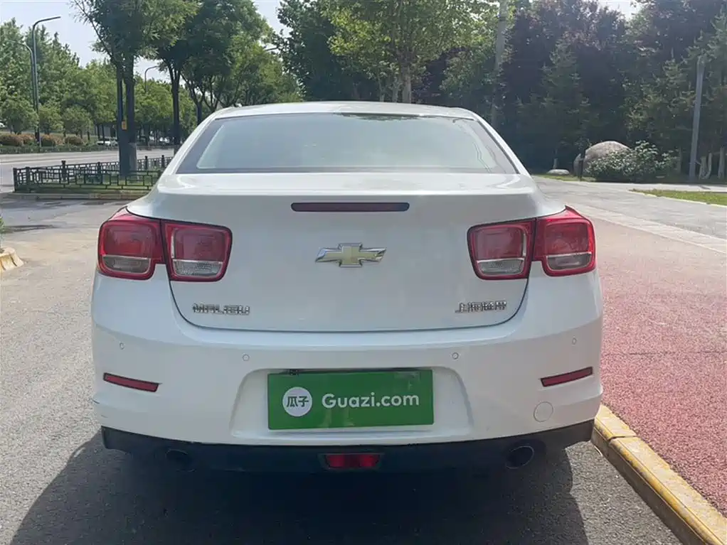 Chevrolet Malibu 2014 2.0L Automatic Comfort фото 8