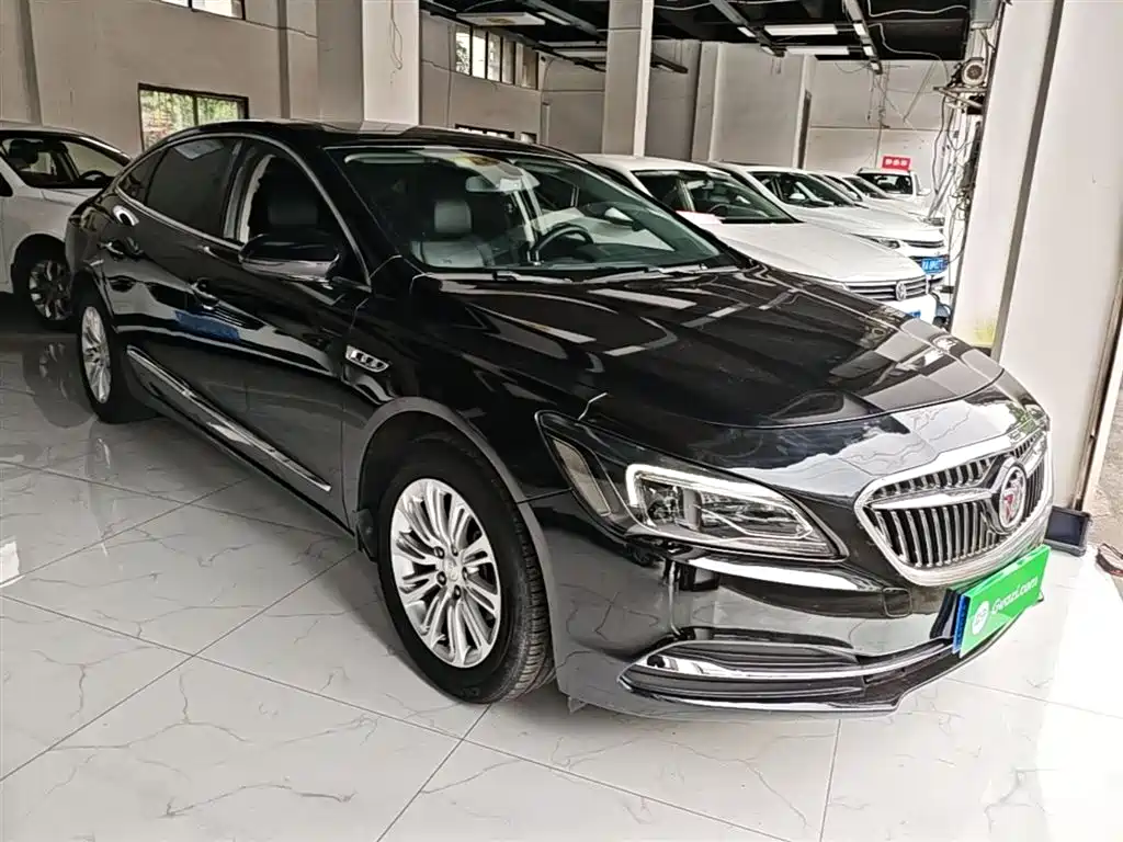 Buick LaCrosse 2018 Model 20T Elite Edition фото 4