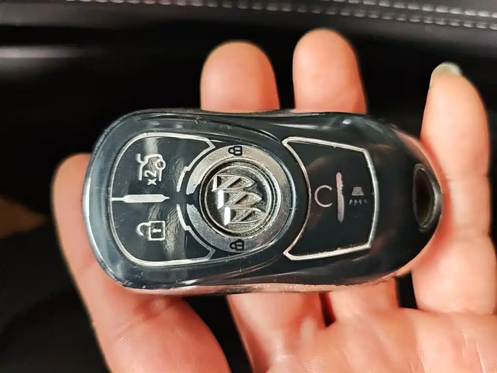 Buick LaCrosse 2018 Model 20T Elite Edition фото 9