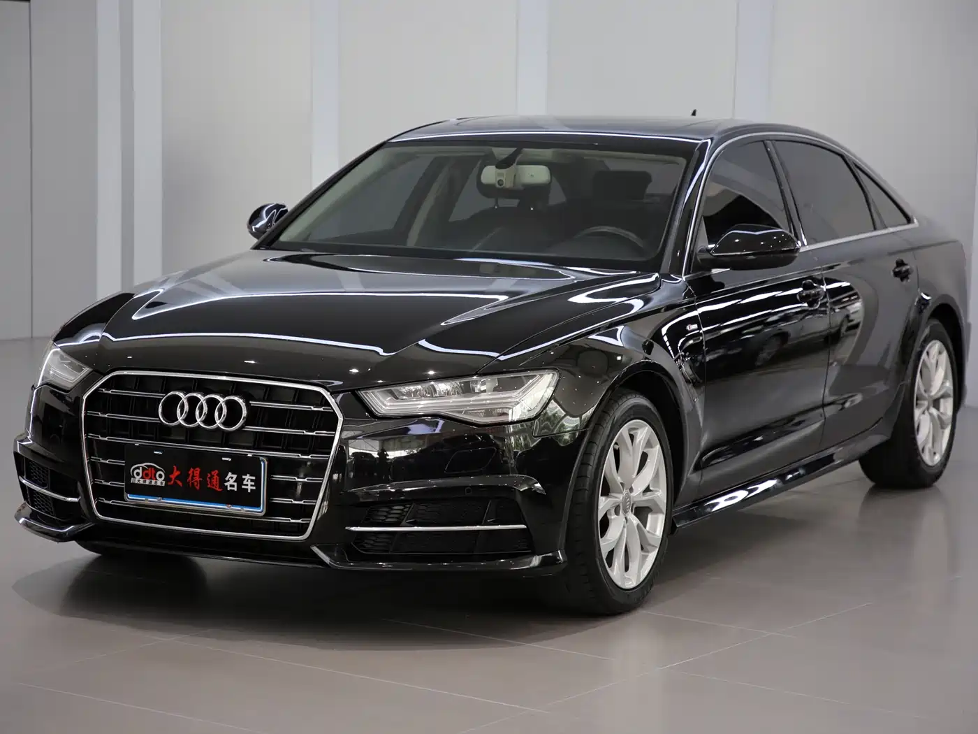 Audi A6L 2018 Model 35 TFSI Collector's Edition