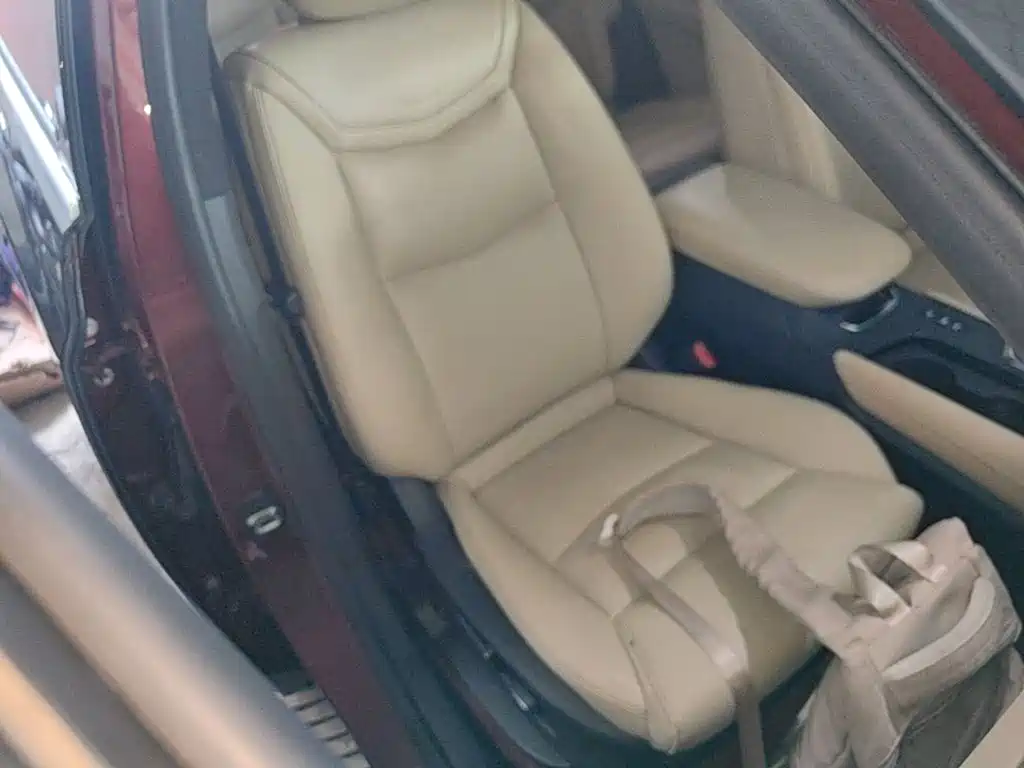 Фото 25 - Cadillac XT5