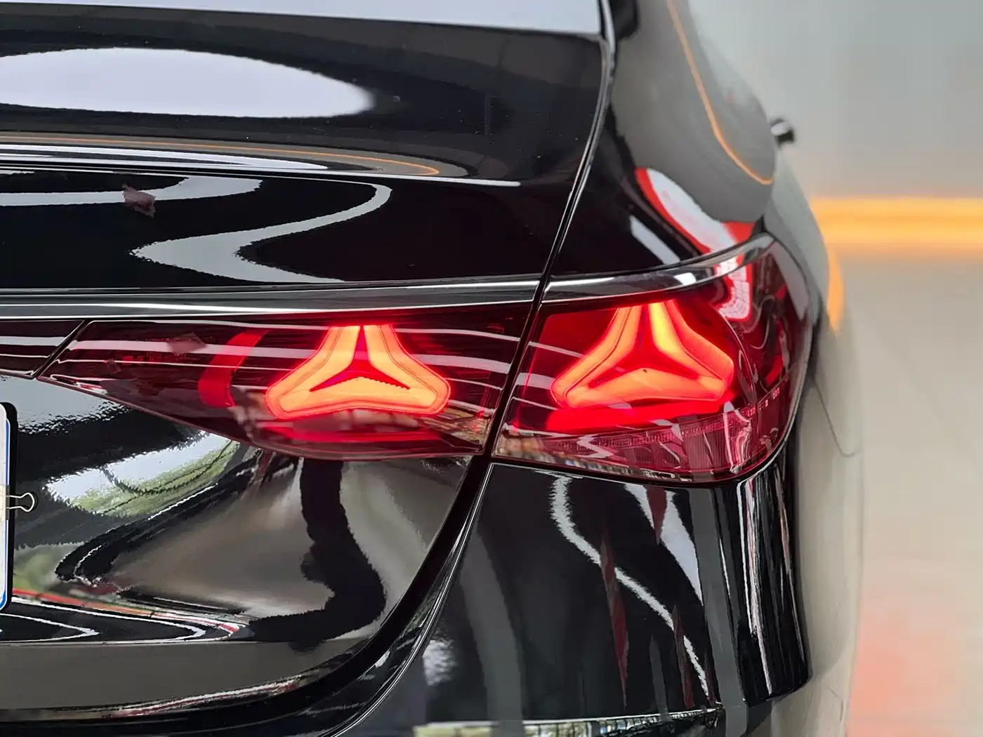 Mercedes-Benz E-Class 2025 E 300 L Luxury фото 17