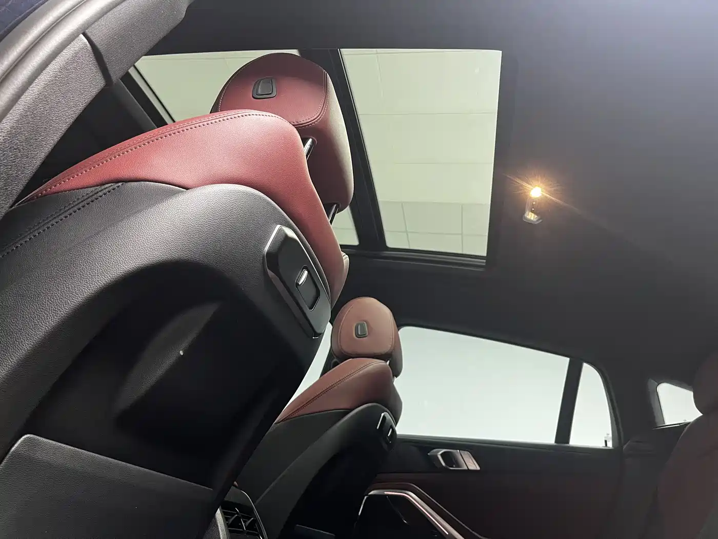 BMW X6 2023 xDrive30i M Sport Package фото 10