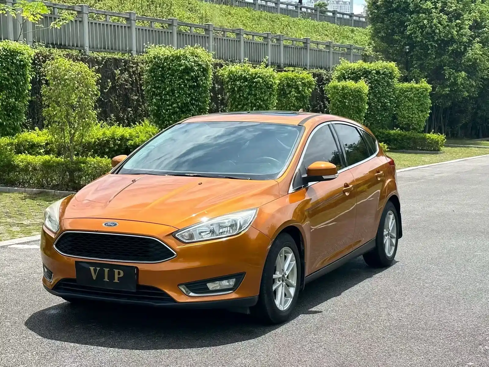Фото 1 - Ford Focus