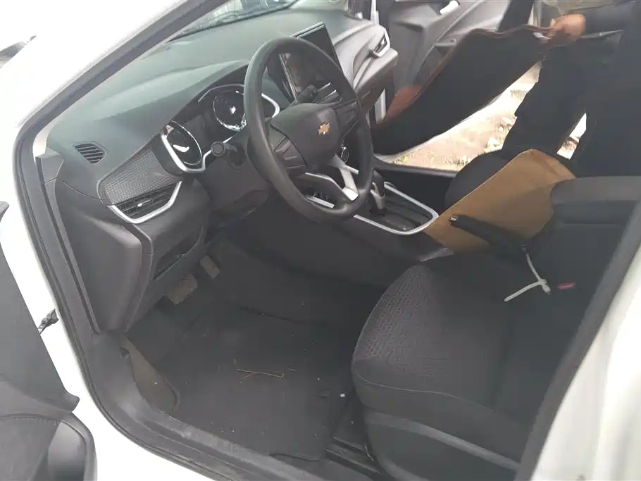 Chevrolet Cavalier 2022 325T Auto Delight Edition фото 9
